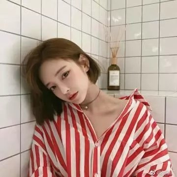 落凡尘
